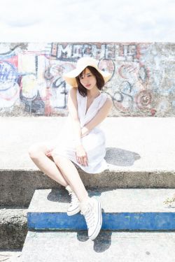 儿子叫了几个同学来家里玩