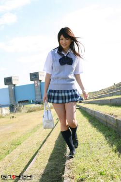 国产免费又硬又黄又爽的视频喷水