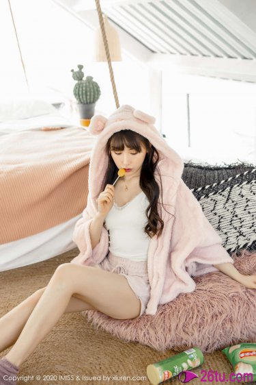 售票员用b验票小镇免费阅读